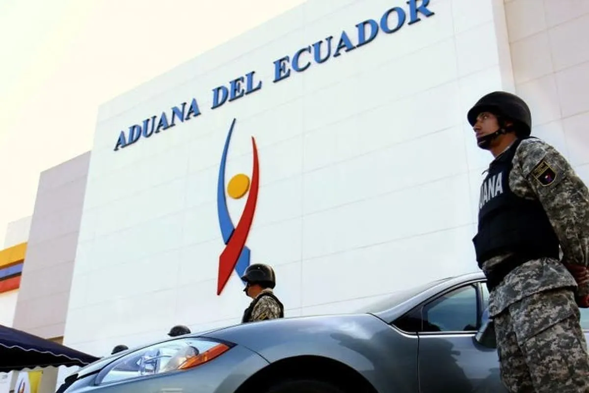 calculo de impuestos y tributos importacion ecuador